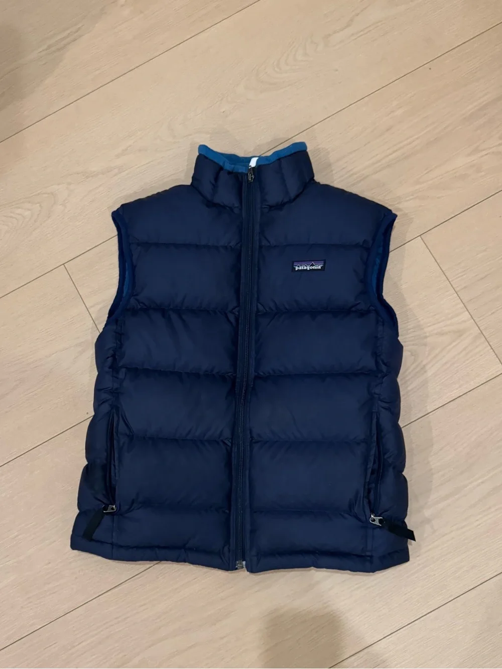 Patagonia Down Sweater Vest Kids L 12 Navy Blue Puffer Outdoor